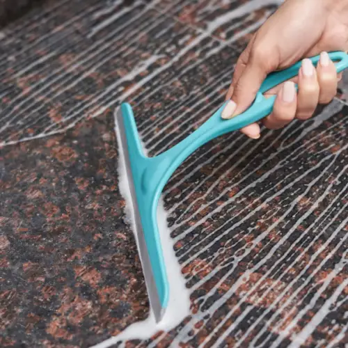 Delta Kitchen & Glass Wiper