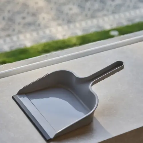 Super Dust Pan With Patti